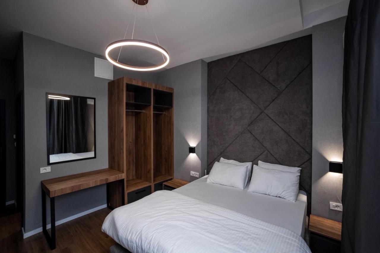 Griffon Bar Food Apartments Струга Экстерьер фото